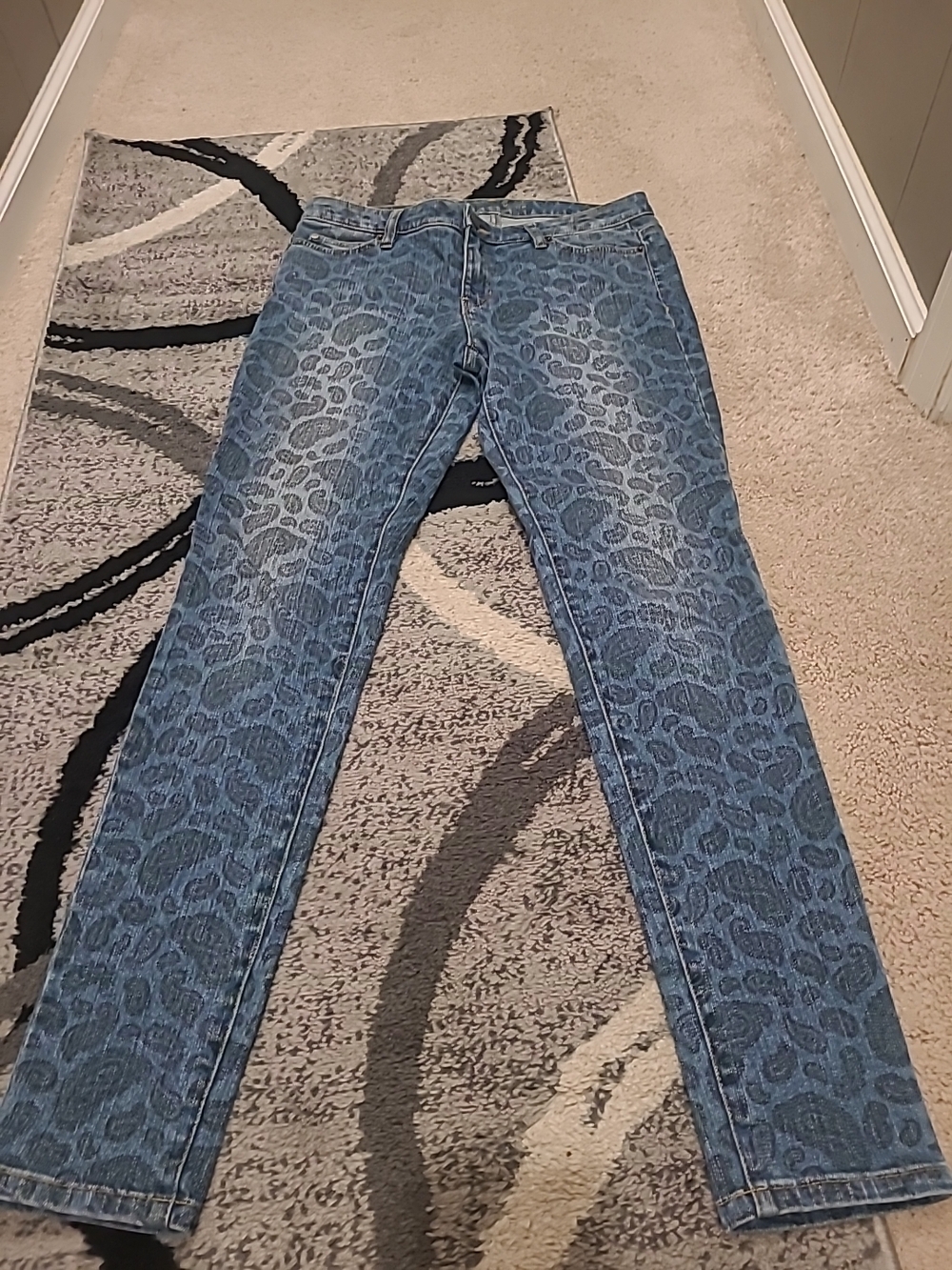 Michael Kors Womens paisley jeans size 8